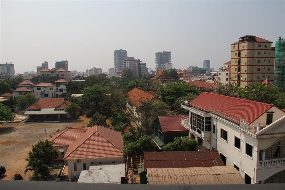 Diamond Palace Hotel Phnom Penh Exterior foto